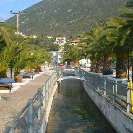 Casa vacanze White Villa With Olive Trees 1Km To Beach Panagia *